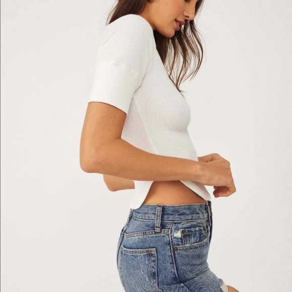 Free People Blake Baby Tee size Size BNWTS $38.00 - Picture 4 of 14